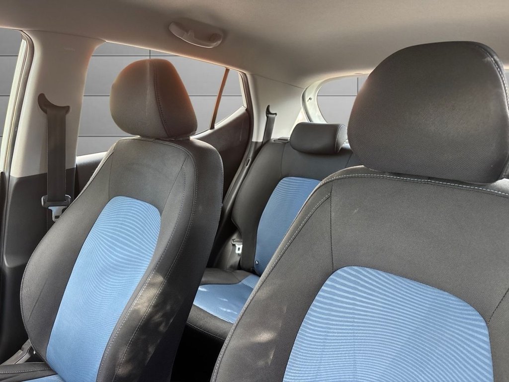 Used Hyundai i10 2015 for sale - 76615624: Photo 17