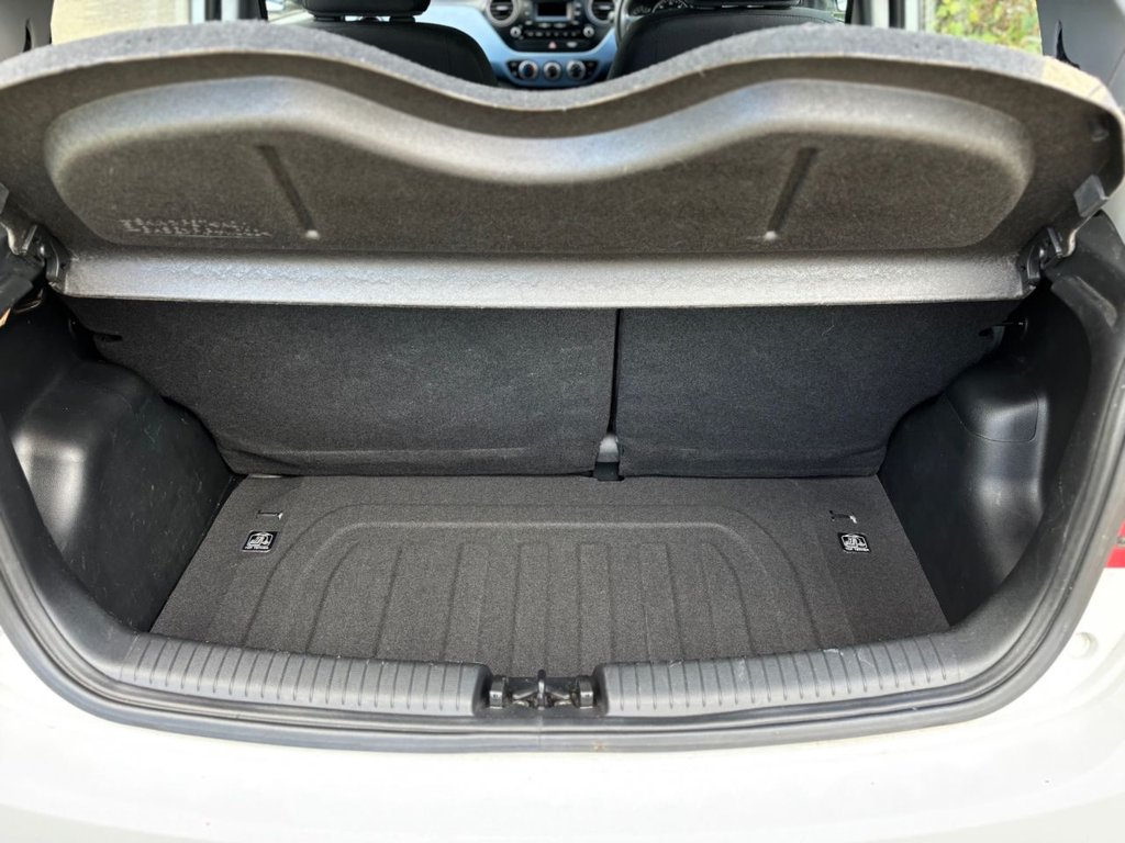 Used Hyundai i10 2015 for sale - 76615624: Photo 22