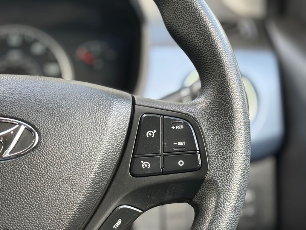 Used Hyundai i10 2015 for sale - 76615624: Photo 28