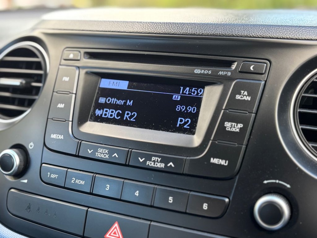 Used Hyundai i10 2015 for sale - 76615624: Photo 37