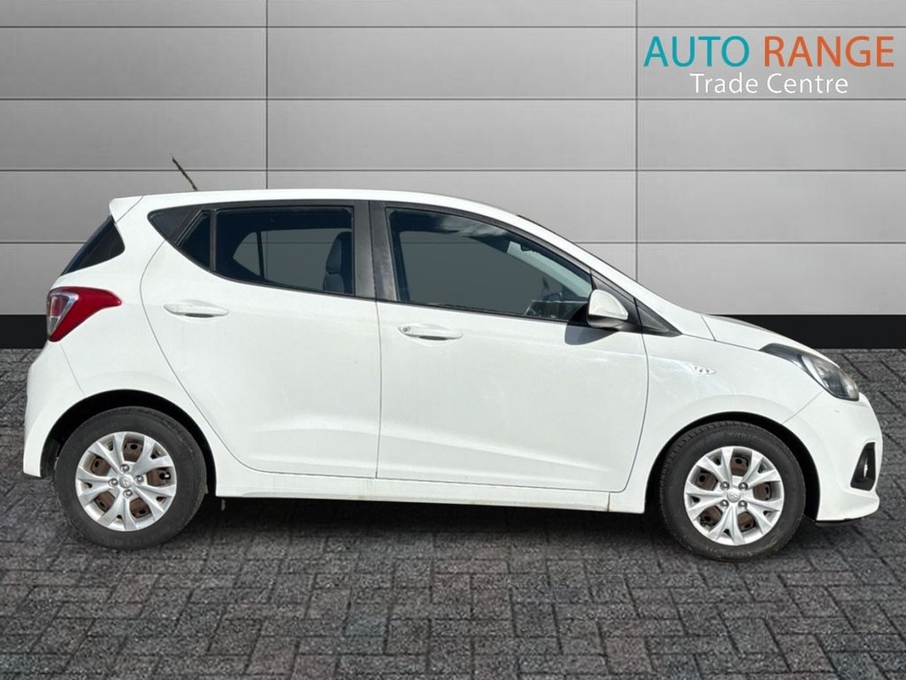 Used Hyundai i10 2015 for sale - 76615624: Photo 6