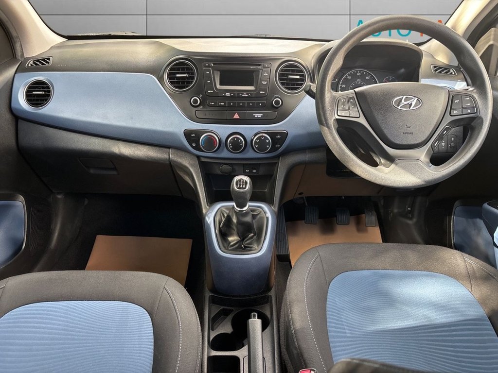 Used Hyundai i10 2015 for sale - 76615624: Photo 9