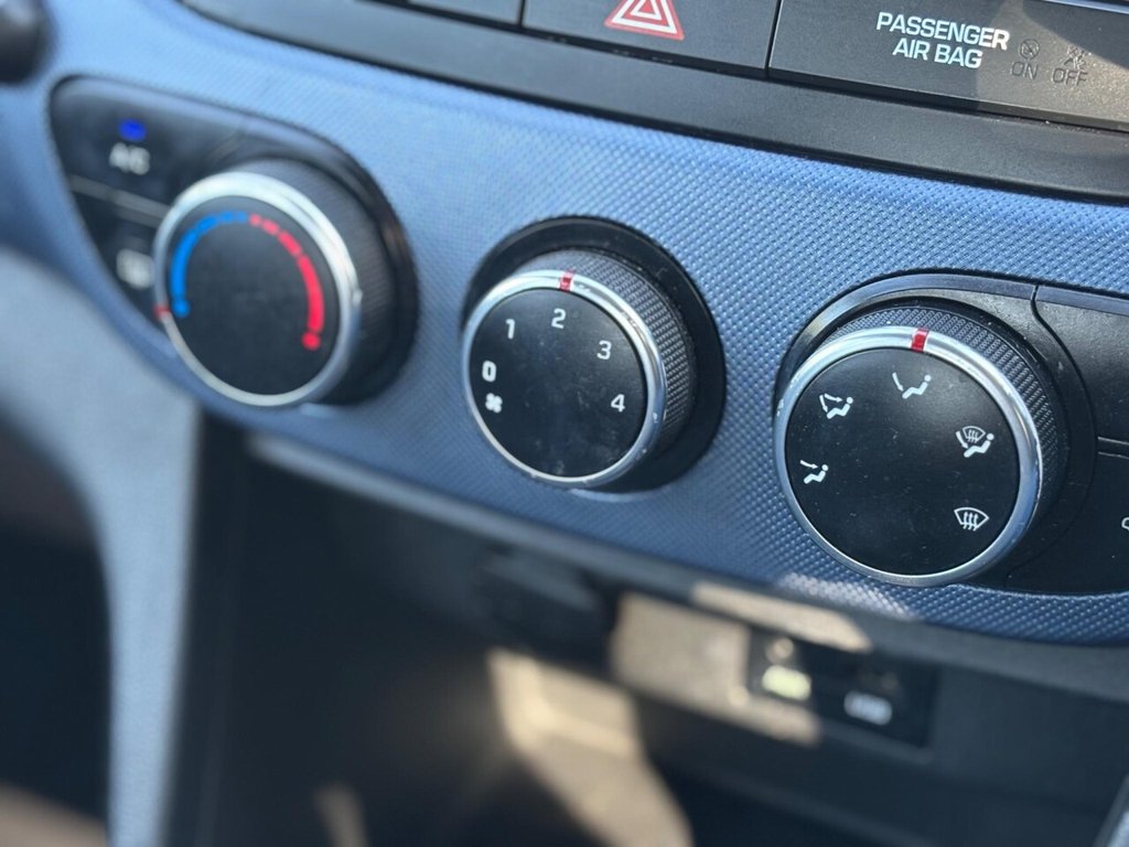 Used Hyundai i10 2016 for sale - 76615609: Photo 37