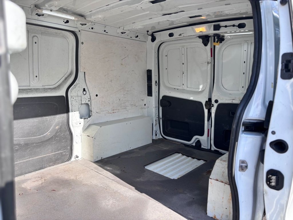 Used Vauxhall Vivaro 2016 for sale - 78044038: Photo 23