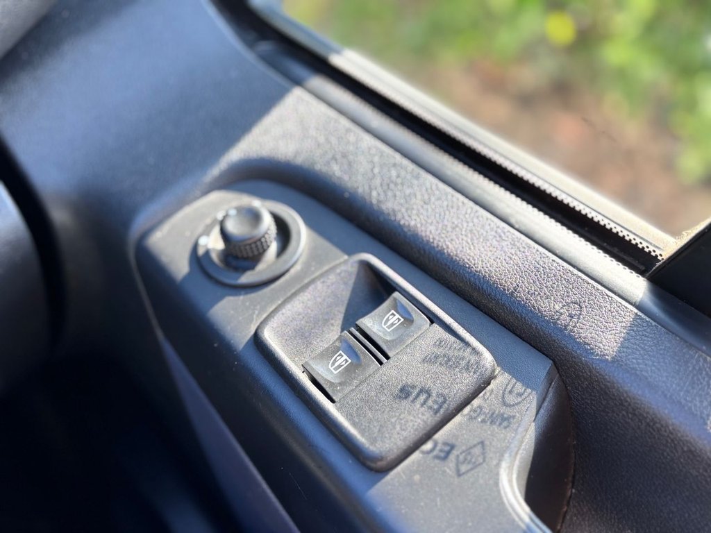 Used Vauxhall Vivaro 2016 for sale - 78044038: Photo 28