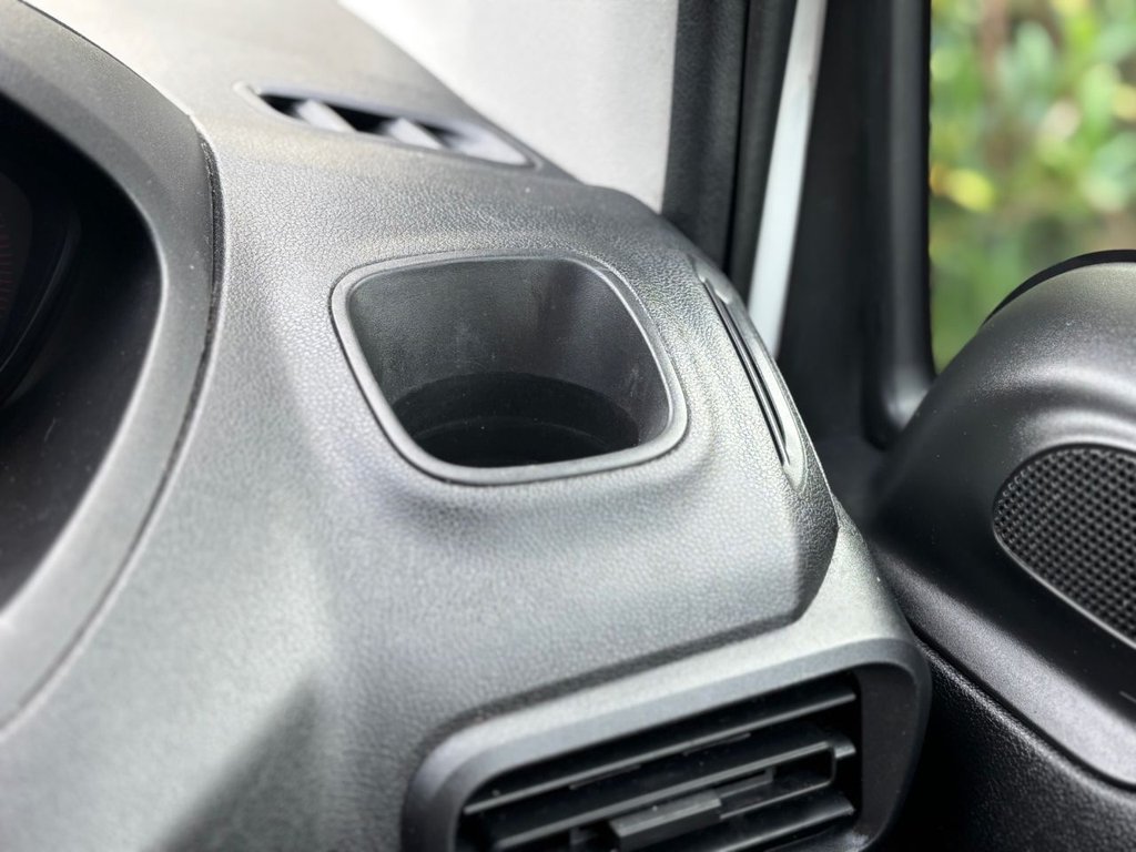 Used Peugeot Partner 2019 for sale - 76615620: Photo 32