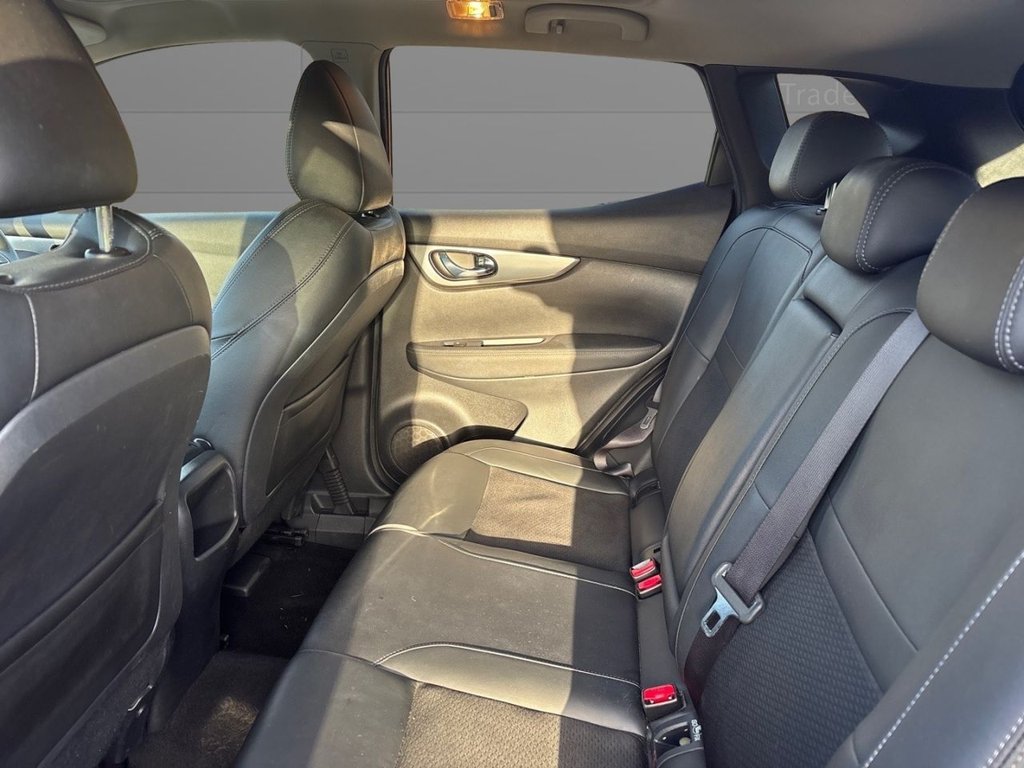 Used Nissan Qashqai 2018 for sale - 77226940: Photo 15