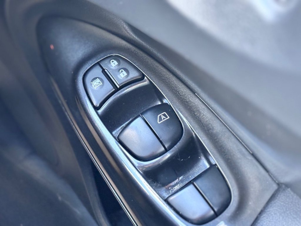 Used Nissan Juke 2015 for sale - 77806415: Photo 41