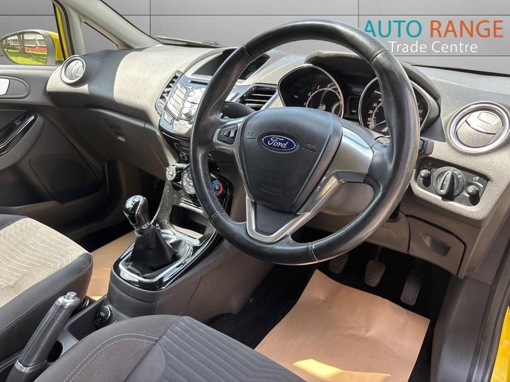 Used Ford Fiesta 2015 for sale - 76615636: Photo 10