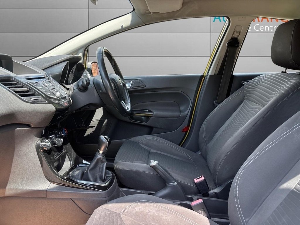 Used Ford Fiesta 2015 for sale - 76615636: Photo 11