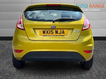 Used Ford Fiesta 2015 for sale - 76615636: Photo