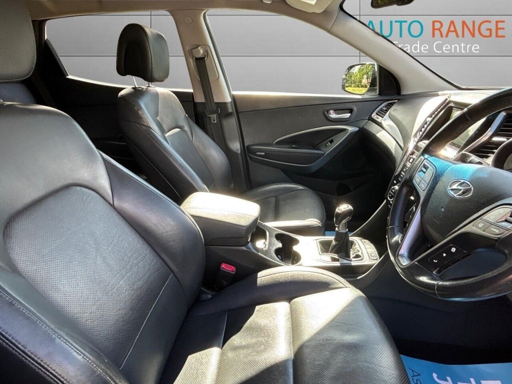 Used Hyundai Santa Fe 2015 for sale - 77226651: Photo 12