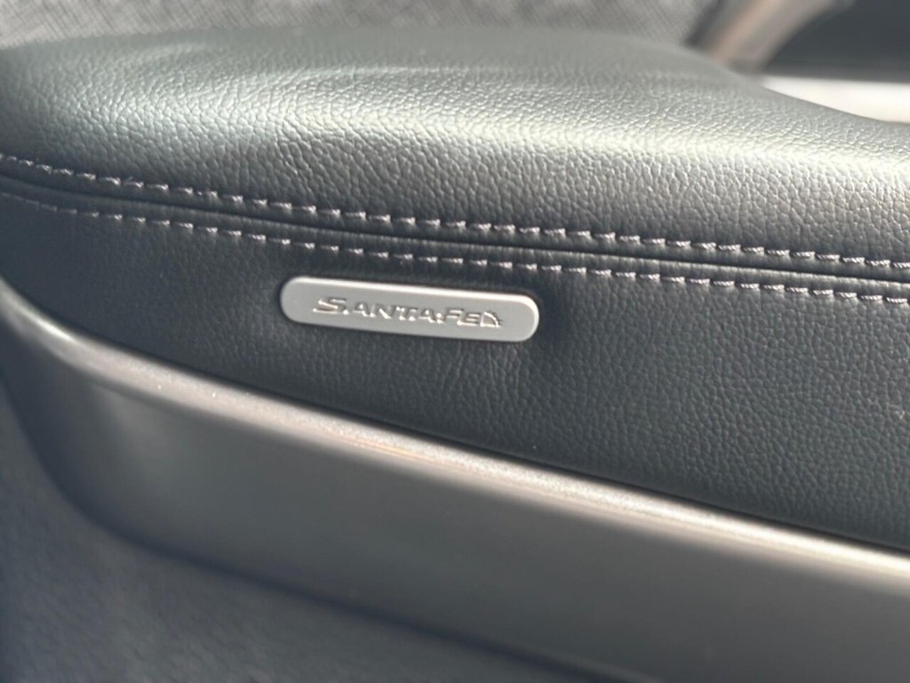 Used Hyundai Santa Fe 2015 for sale - 77226651: Photo 50