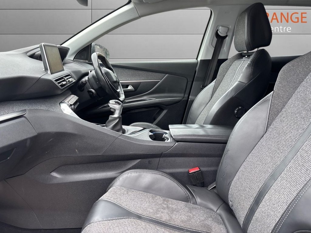 Used Peugeot 3008 2017 for sale - 77849450: Photo 11