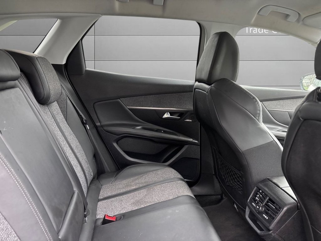 Used Peugeot 3008 2017 for sale - 77849450: Photo 14