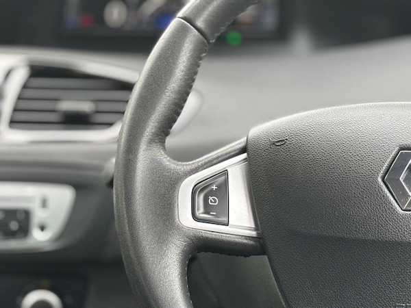 Used Renault Scenic 2012 for sale - 76239469: Photo 29