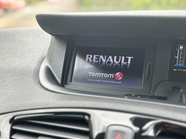 Used Renault Scenic 2012 for sale - 76239469: Photo 33
