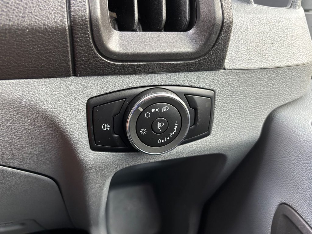 Used Ford Transit 2018 for sale - 76615641: Photo 24