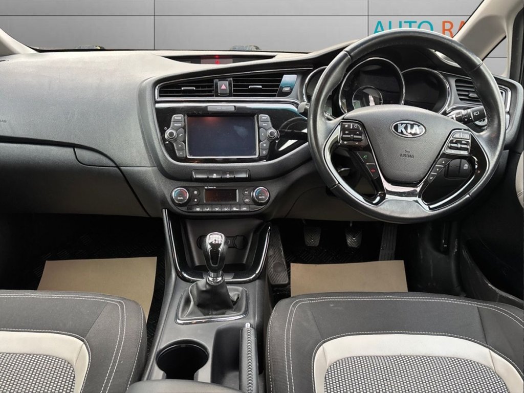 Used Kia Ceed 2016 for sale - 76615646: Photo 9