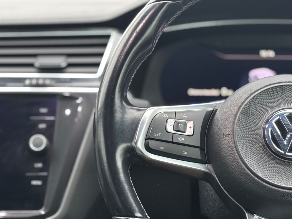 Used Volkswagen Tiguan 2018 for sale - 76740404: Photo 41