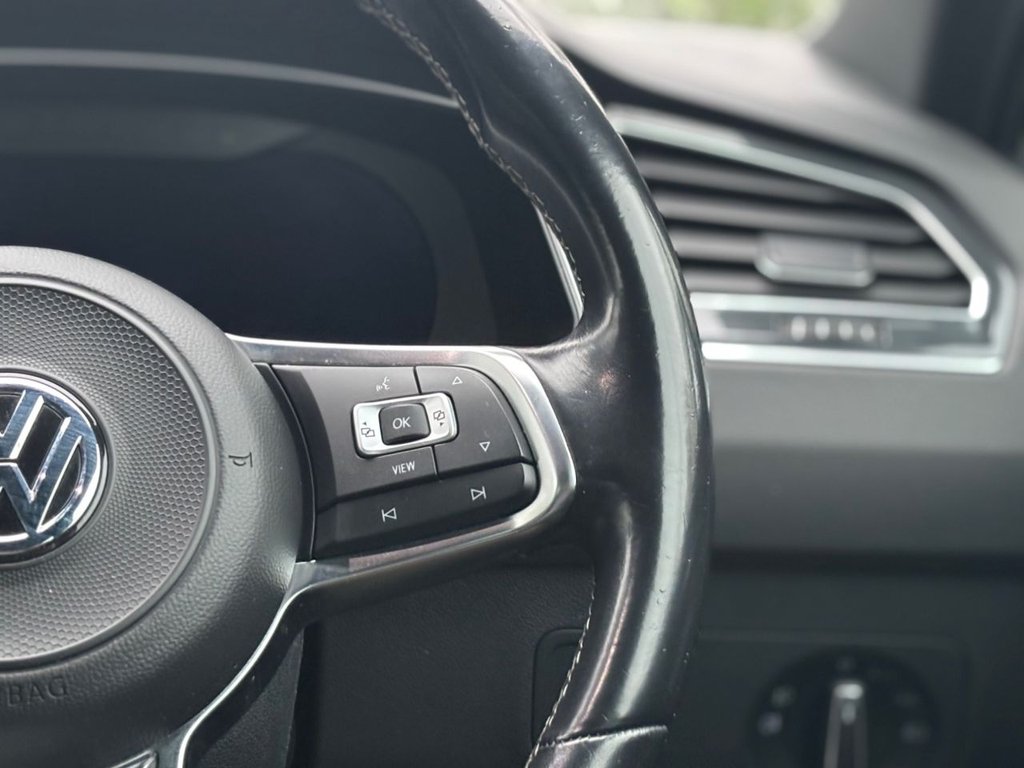 Used Volkswagen Tiguan 2018 for sale - 76740404: Photo 42