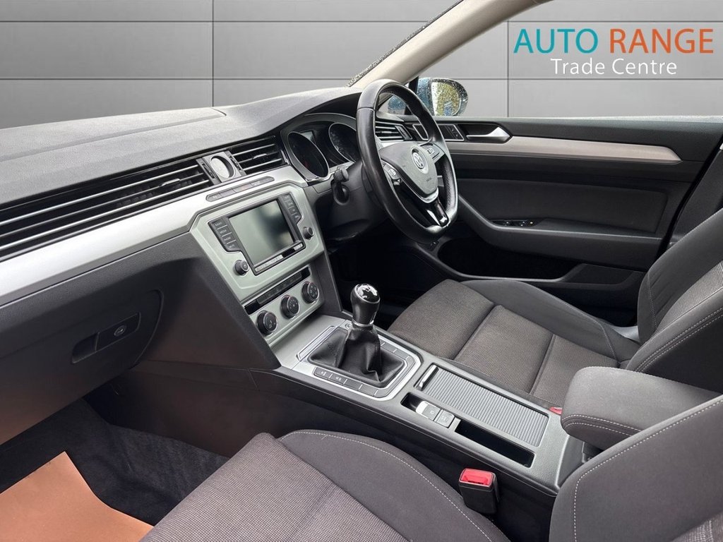 Used Volkswagen Passat 2015 for sale - 76615638: Photo 13