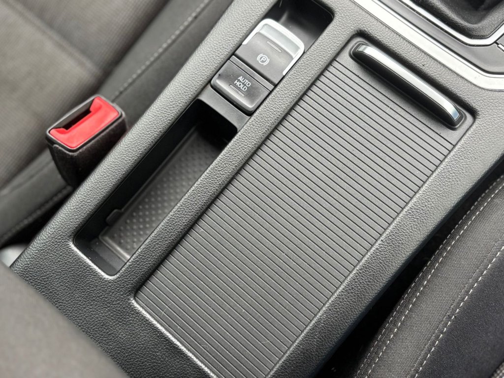 Used Volkswagen Passat 2015 for sale - 76615638: Photo 44