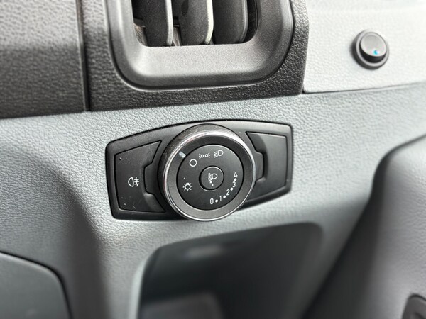 Used Ford Transit 2018 for sale - 75414193: Photo 37