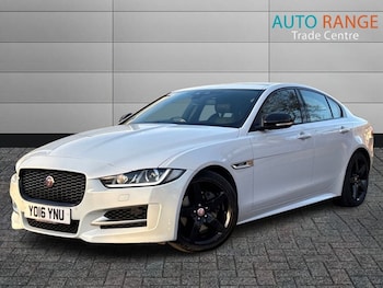 Used Jaguar XE 2016 for sale - 76615635: Photo