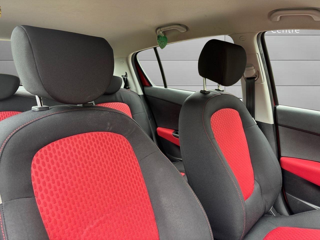 Used Hyundai i20 2010 for sale - 76327097: Photo 12