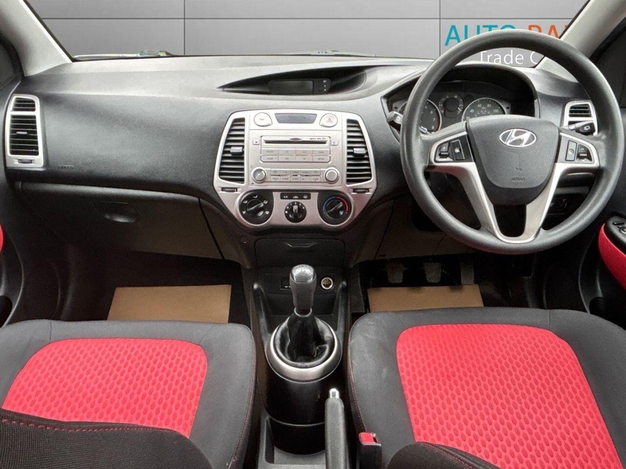 Used Hyundai i20 2010 for sale - 76327097: Photo 39