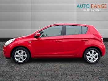 Used Hyundai i20 2010 for sale - 76327097: Photo