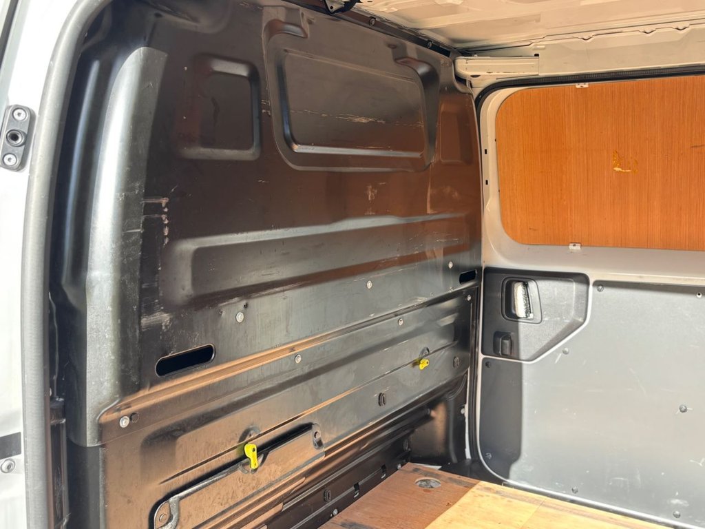 Used Vauxhall Vivaro 2020 for sale - 76615647: Photo 16