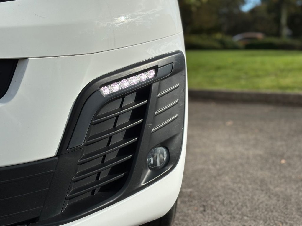 Used Vauxhall Vivaro 2020 for sale - 76615647: Photo 24