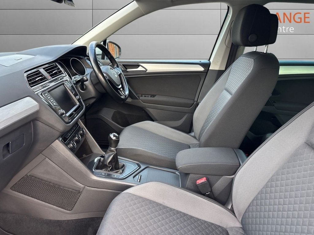 Used Volkswagen Tiguan 2017 for sale - 76615648: Photo 11