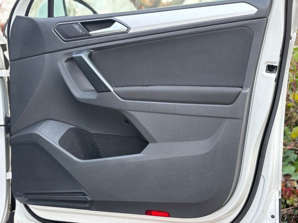 Used Volkswagen Tiguan 2017 for sale - 76615648: Photo 33