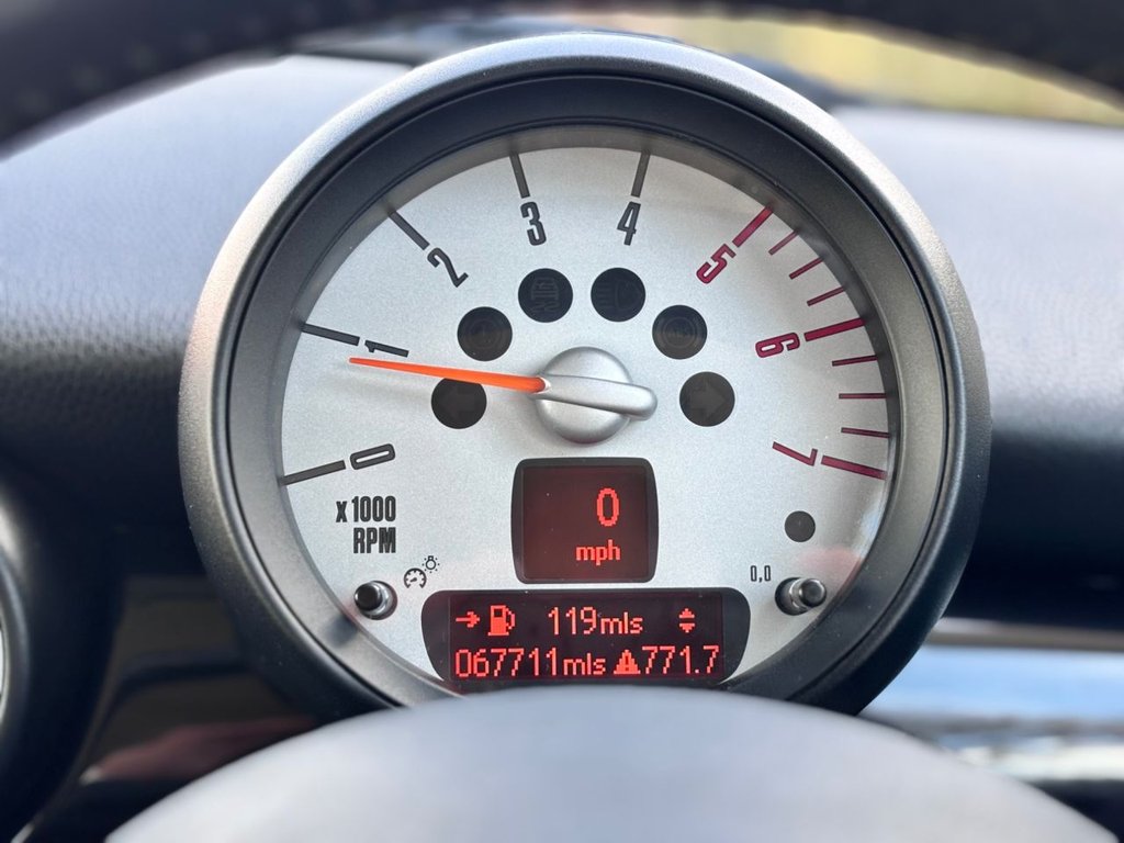 Used MINI Hatch 2011 for sale - 78110180: Photo 42