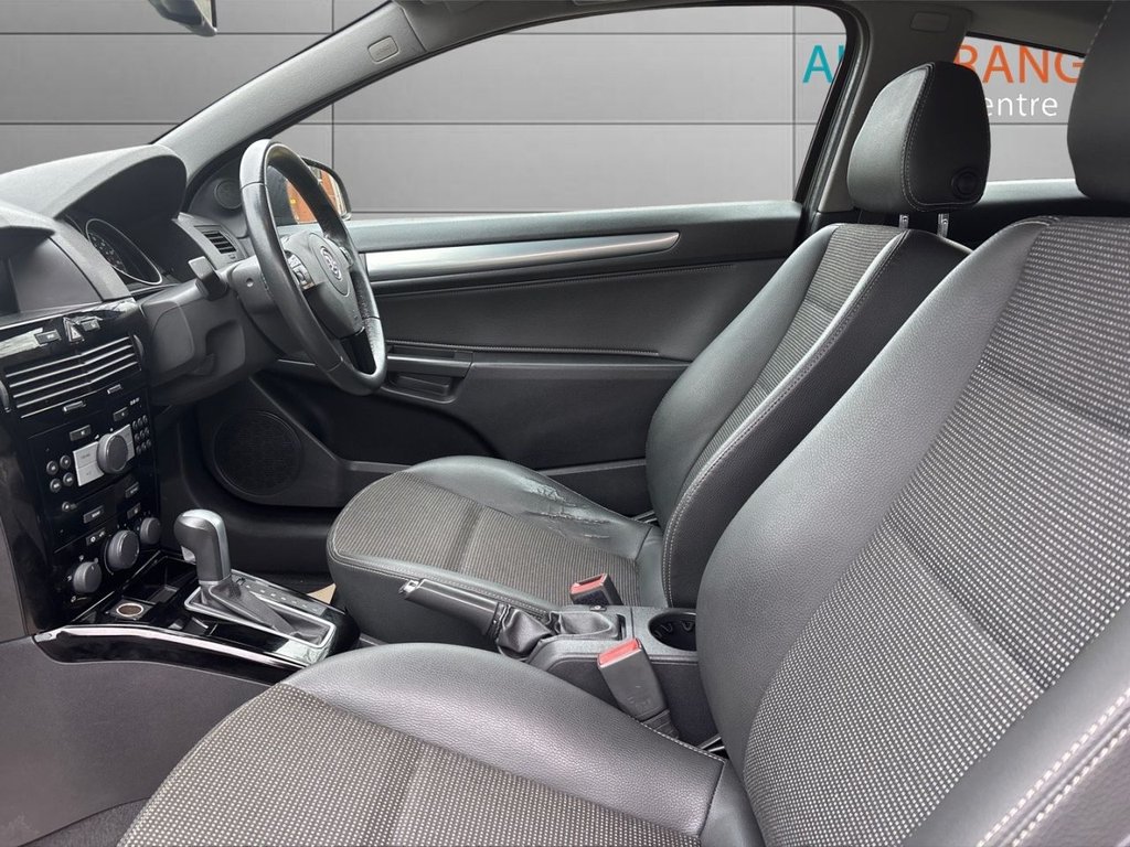 Used Vauxhall Astra 2010 for sale - 77288220: Photo 11