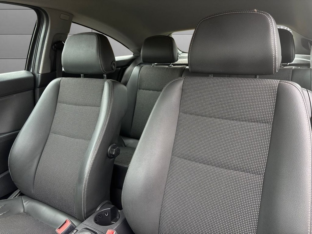 Used Vauxhall Astra 2010 for sale - 77288220: Photo 17