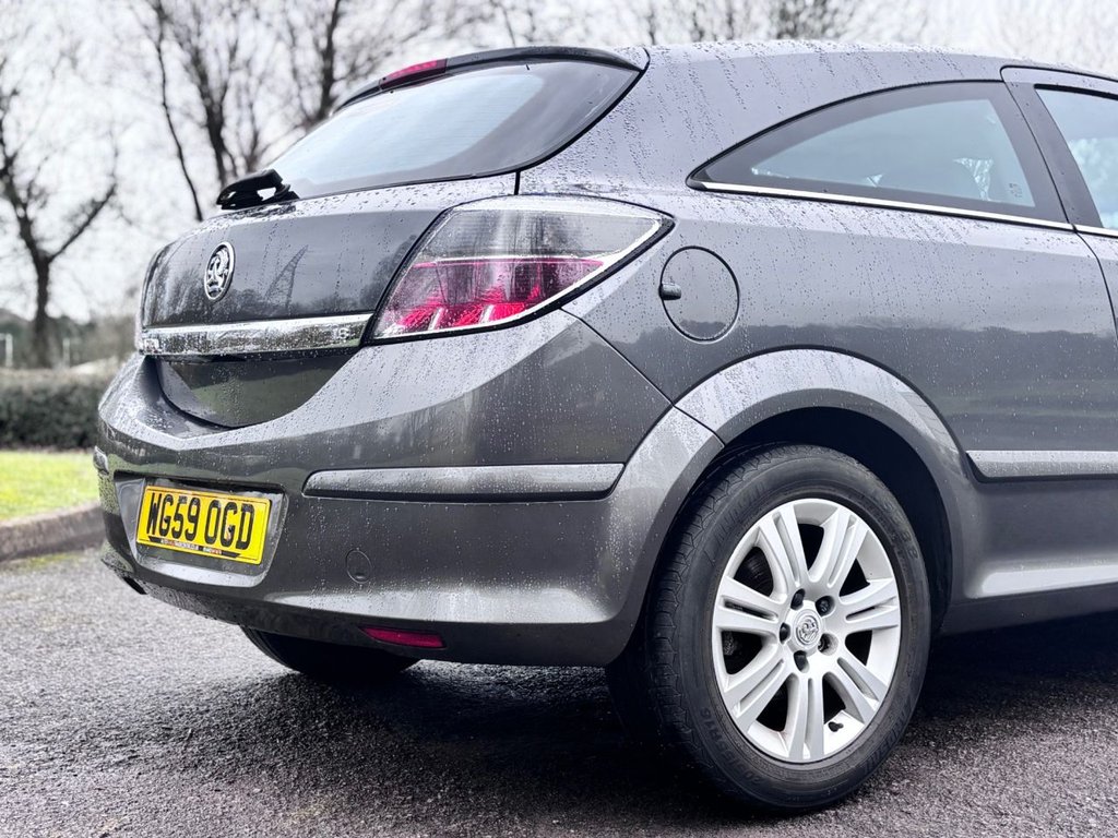 Used Vauxhall Astra 2010 for sale - 77288220: Photo 24