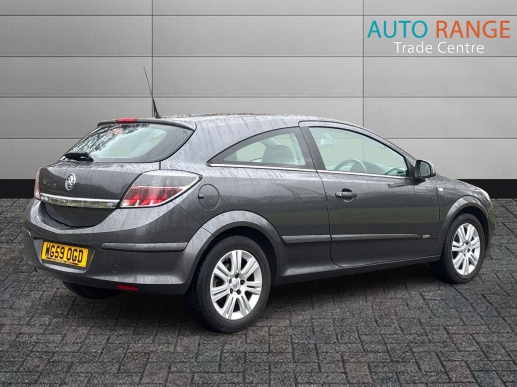 Used Vauxhall Astra 2010 for sale - 77288220: Photo 7
