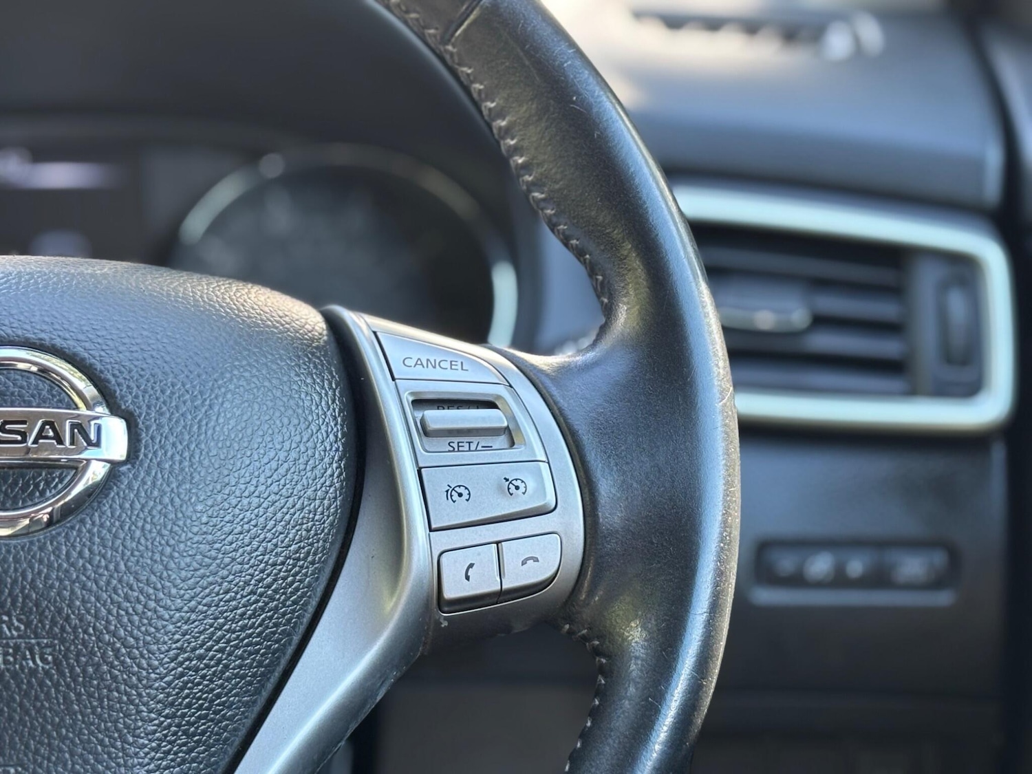 Used Nissan Qashqai 2016 for sale - 75866764: Photo 40