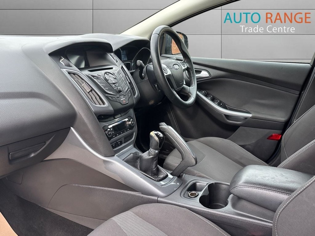 Used Ford Focus 2011 for sale - 77593725: Photo 13