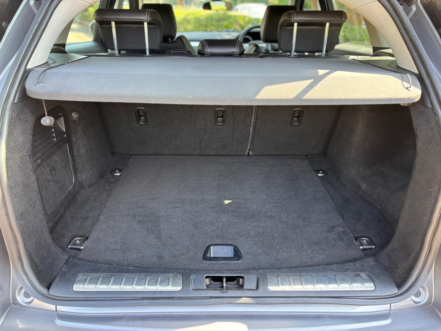 Vehicle 29