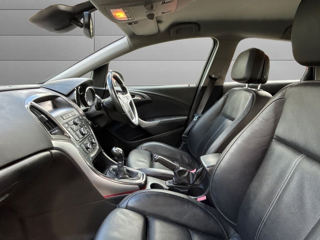 Used Vauxhall Astra 2013 for sale - 76615610: Photo 11