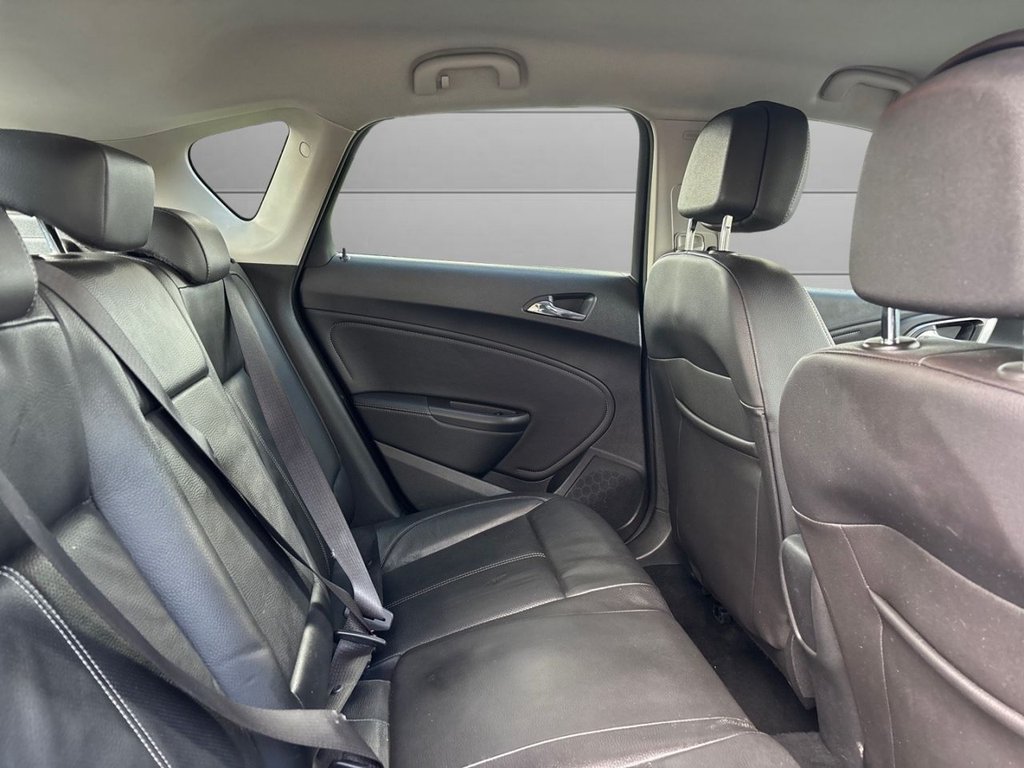 Used Vauxhall Astra 2013 for sale - 76615610: Photo 14