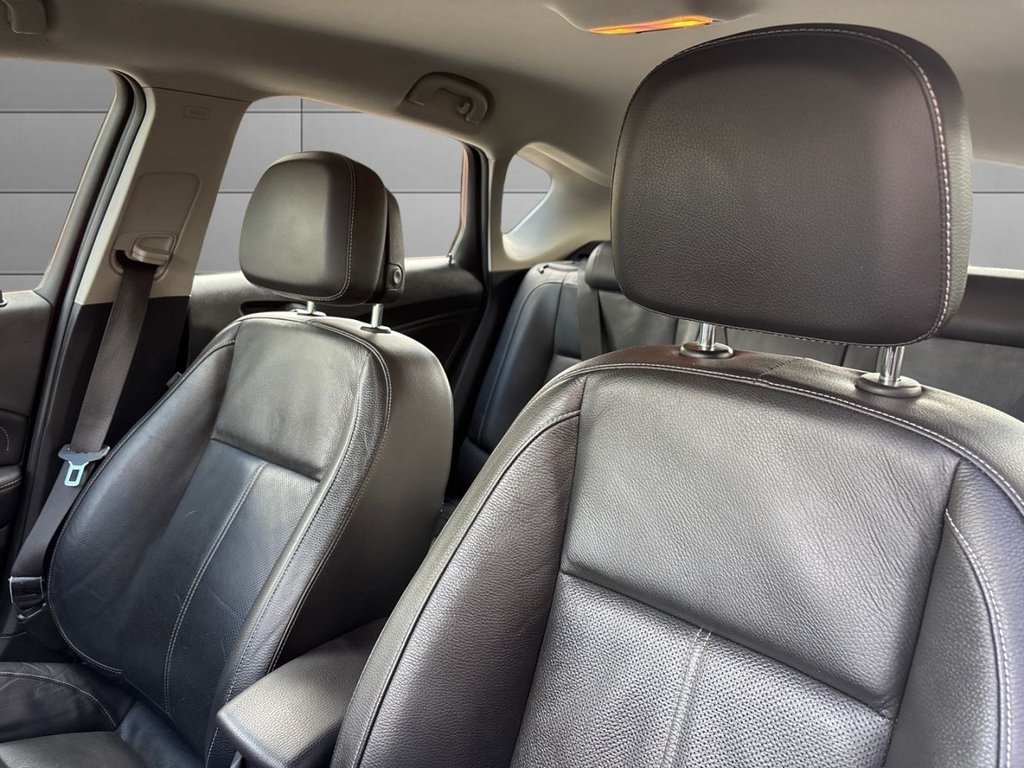 Used Vauxhall Astra 2013 for sale - 76615610: Photo 17