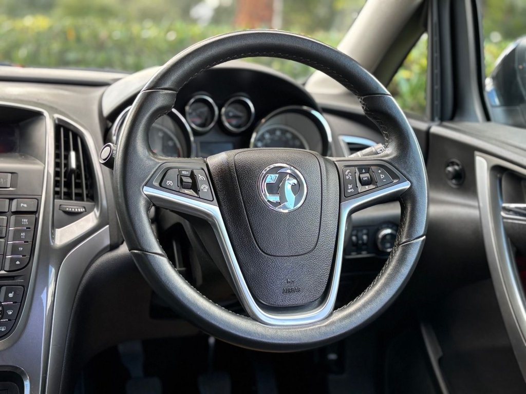 Used Vauxhall Astra 2013 for sale - 76615610: Photo 32