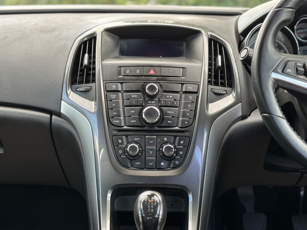 Used Vauxhall Astra 2013 for sale - 76615610: Photo 33