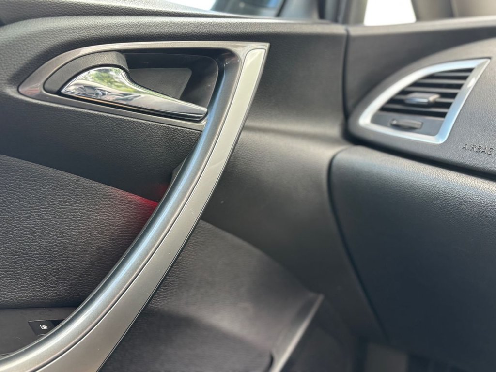 Used Vauxhall Astra 2013 for sale - 76615610: Photo 34